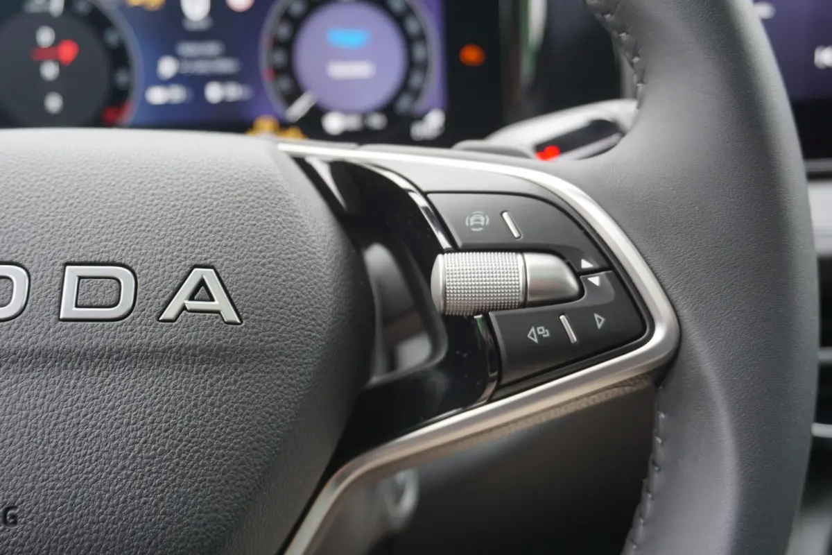 1.5 TSI 204pk PHEV Business Edition | Panoramadak | Trekhaak | Head-up