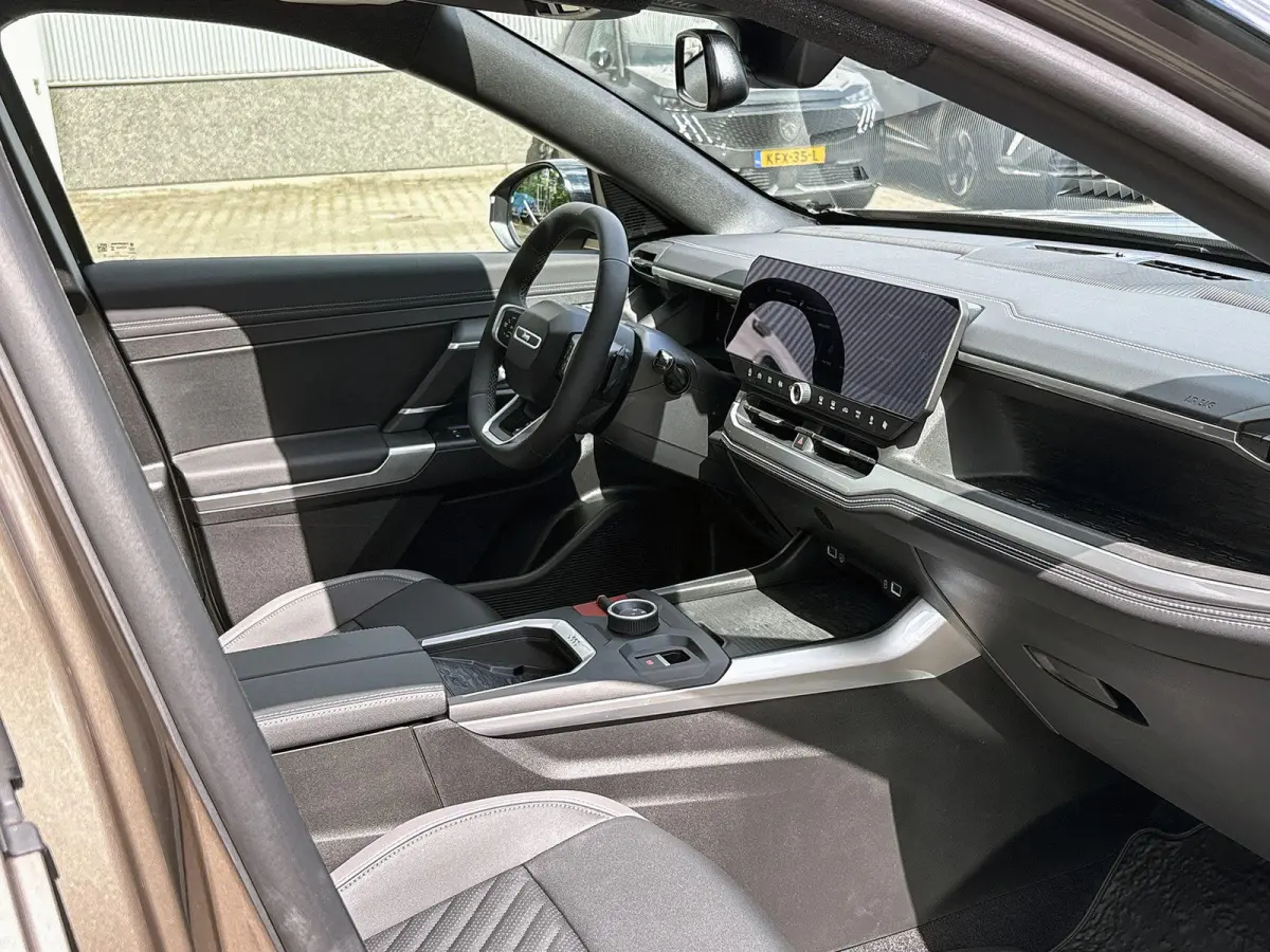1.2 e-Hybrid First Edition | Premium pack | Convience pack | Electrisch Schuifdak | Camera | Parkeersensoren | LMV 18'|