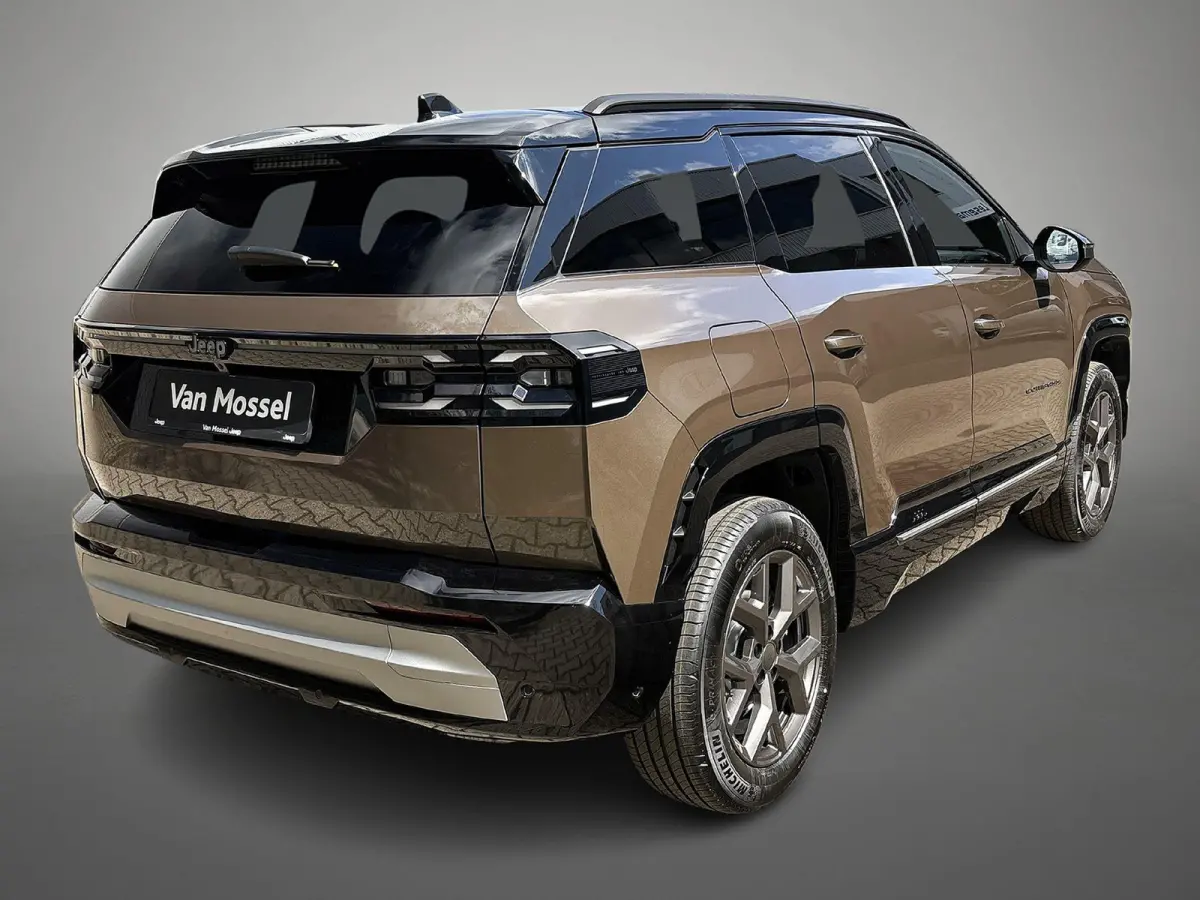 1.2 e-Hybrid First Edition | Premium pack | Convience pack | Electrisch Schuifdak | Camera | Parkeersensoren | LMV 18'|