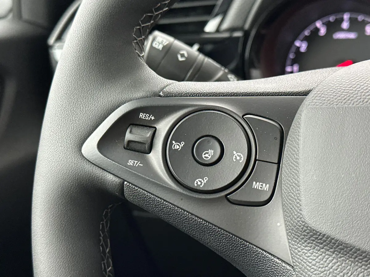 1.2 Turbo Edition | Cruise Control | Apple Carplay&Android Auto | Voorstoelen&Stuurwiel verwarmd |