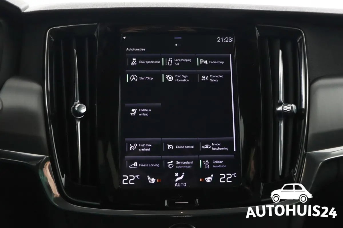 2.0 T4 Momentum KEYLESS|TREKHAAK|PILOT|LED|LEDER