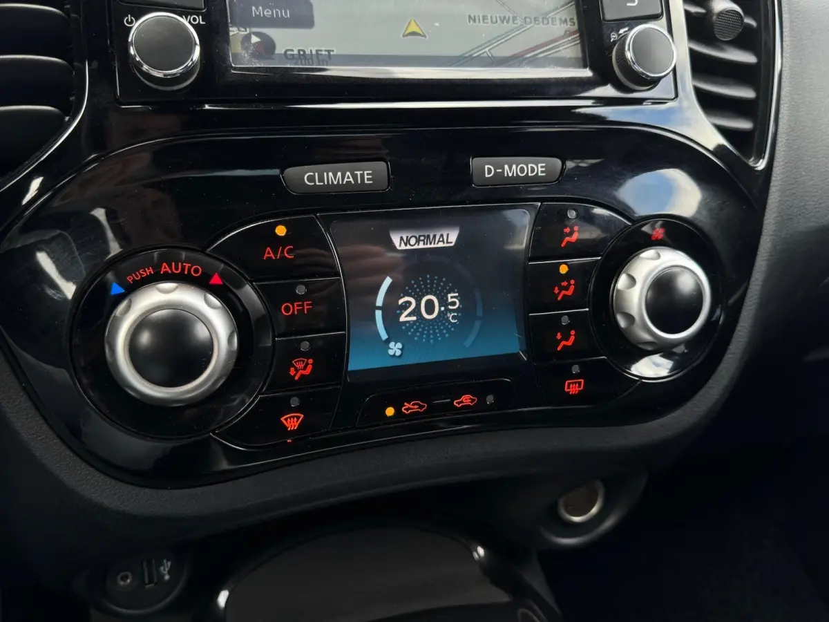 1.2 DIG-T S/S Acenta Bose | LED | 360 Camera | Leder | Navigatie | Climate | DAB | Stoelverwarming