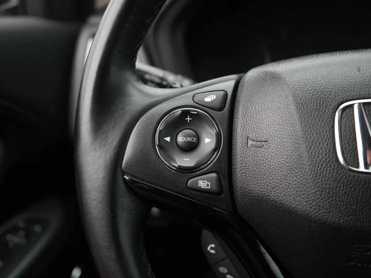 1.5 i-VTEC Executive AUTOMAAT  | PANORAMADAK | NAVIGATIE | CAMERA | CLIMA | STOELVERWARMING | LMV | DAB | HALF-LEER | PDC | 12 MAANDEN BOVAG GARANTIE |