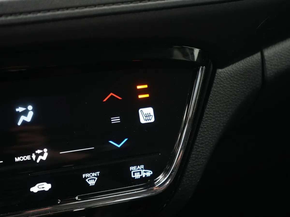 1.5 i-VTEC Executive AUTOMAAT  | PANORAMADAK | NAVIGATIE | CAMERA | CLIMA | STOELVERWARMING | LMV | DAB | HALF-LEER | PDC | 12 MAANDEN BOVAG GARANTIE |