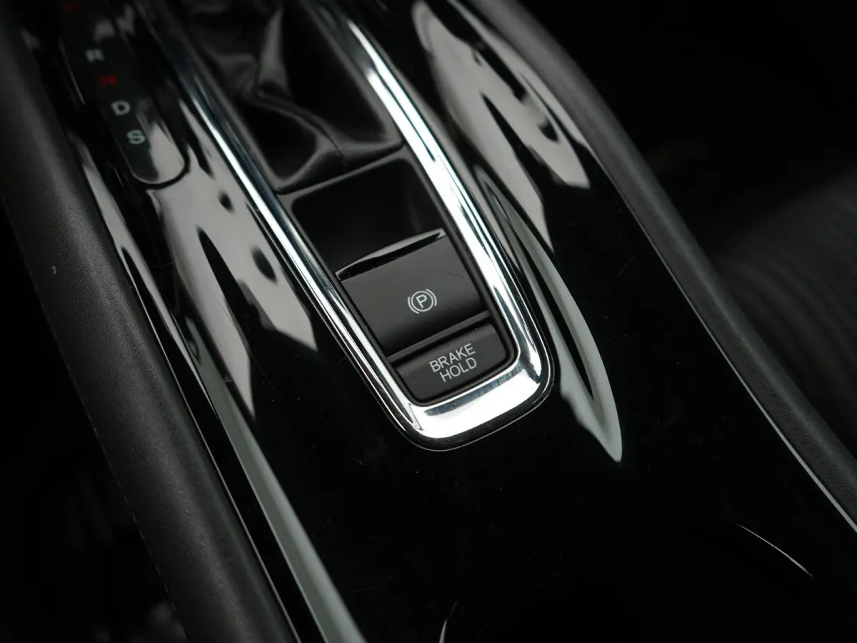 1.5 i-VTEC Executive AUTOMAAT  | PANORAMADAK | NAVIGATIE | CAMERA | CLIMA | STOELVERWARMING | LMV | DAB | HALF-LEER | PDC | 12 MAANDEN BOVAG GARANTIE |