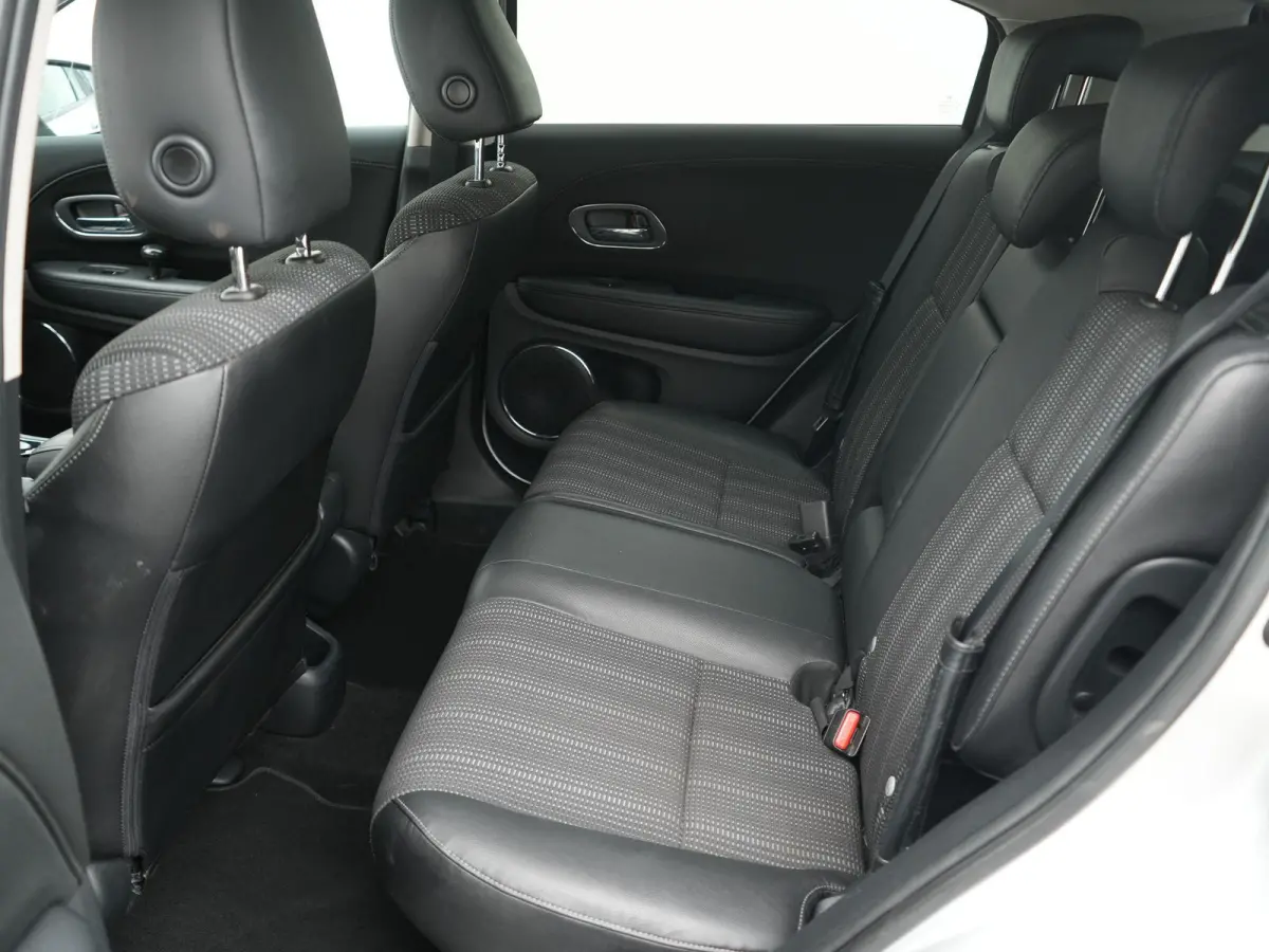 1.5 i-VTEC Executive AUTOMAAT  | PANORAMADAK | NAVIGATIE | CAMERA | CLIMA | STOELVERWARMING | LMV | DAB | HALF-LEER | PDC | 12 MAANDEN BOVAG GARANTIE |