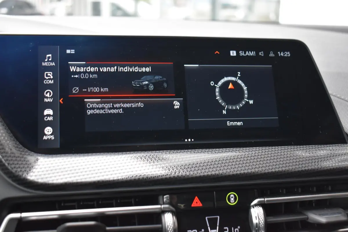 220i LEDER SPORTSTOELEN VIRTUAL NAVI