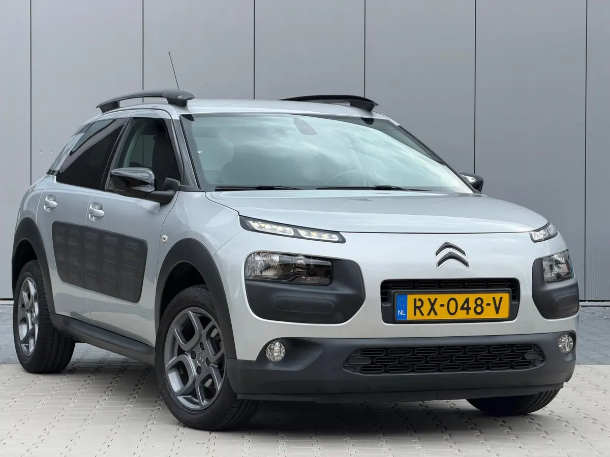 1.2 PureTech Shine - Gris Aluminium - Camera/Clima/Cruise - Nieuwstaat