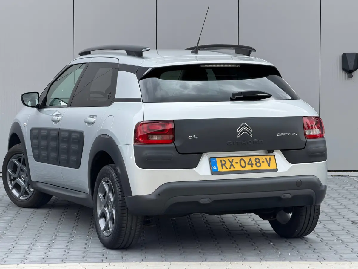 1.2 PureTech Shine - Gris Aluminium - Camera/Clima/Cruise - Nieuwstaat