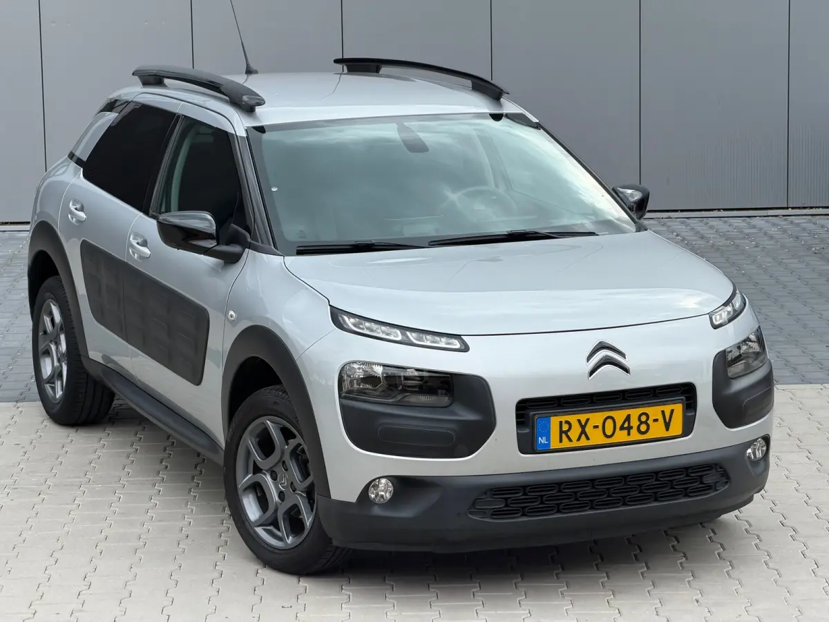 1.2 PureTech Shine - Gris Aluminium - Camera/Clima/Cruise - Nieuwstaat