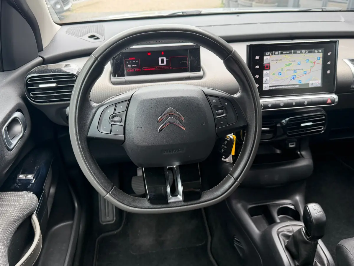 1.2 PureTech Shine - Gris Aluminium - Camera/Clima/Cruise - Nieuwstaat