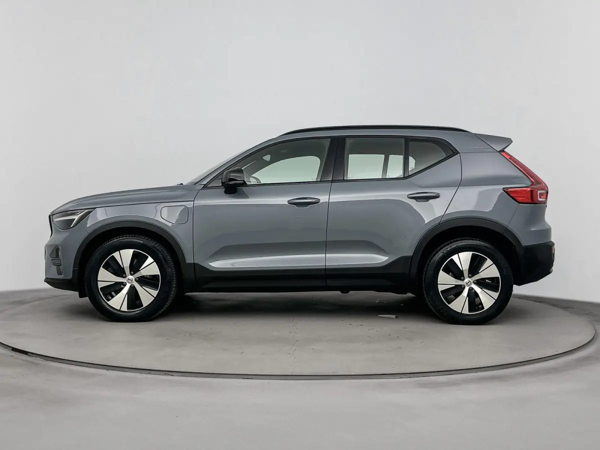 1.5 T5 Plus Dark | ACC |  Elekt. stoelverstelling + Memory | Harman/Kardon | Lane Assist  | Blindspot |