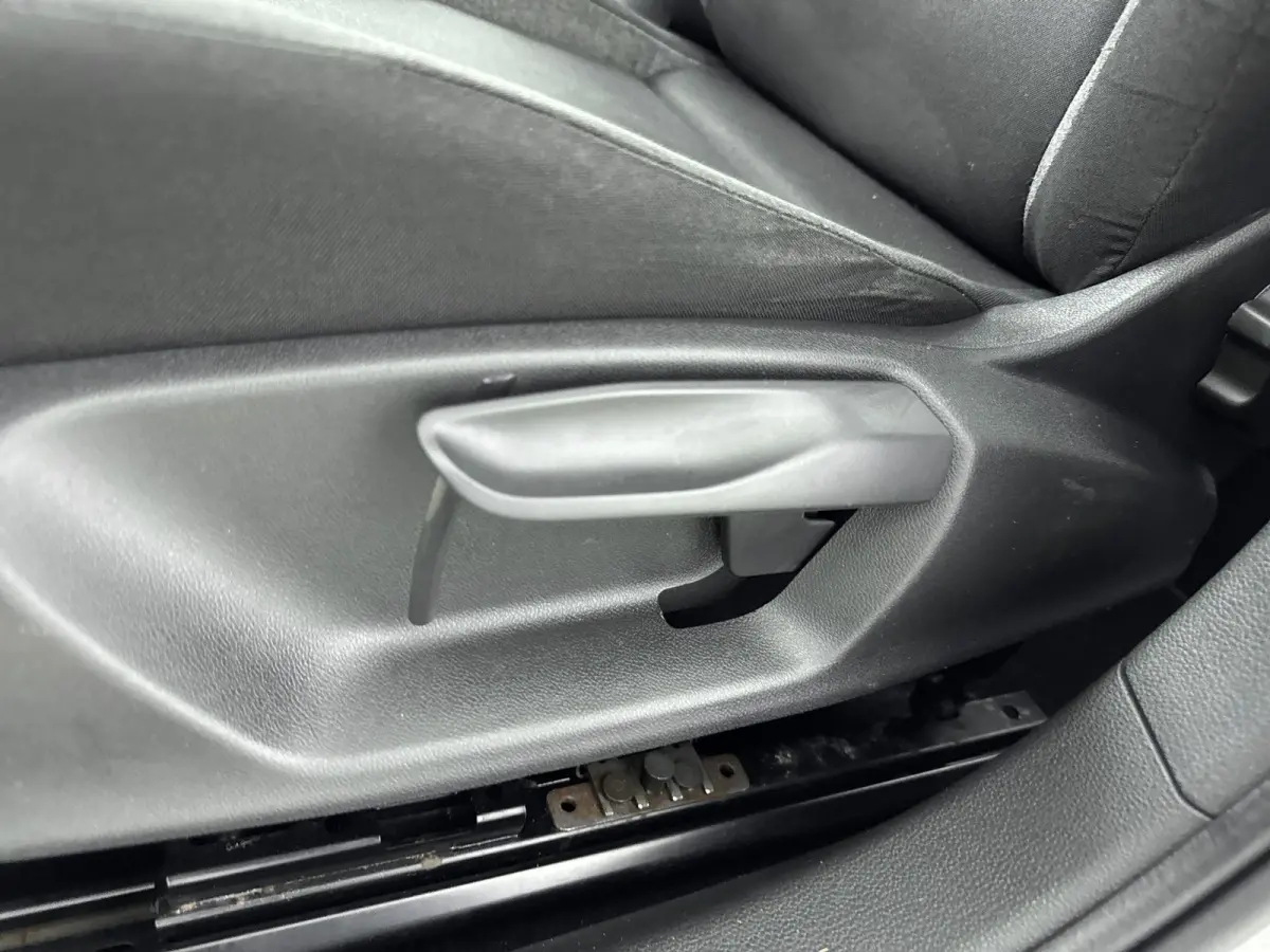 1.0 TSI Active | Cruise Control | Apple Carplay/Android Auto| | Airco |