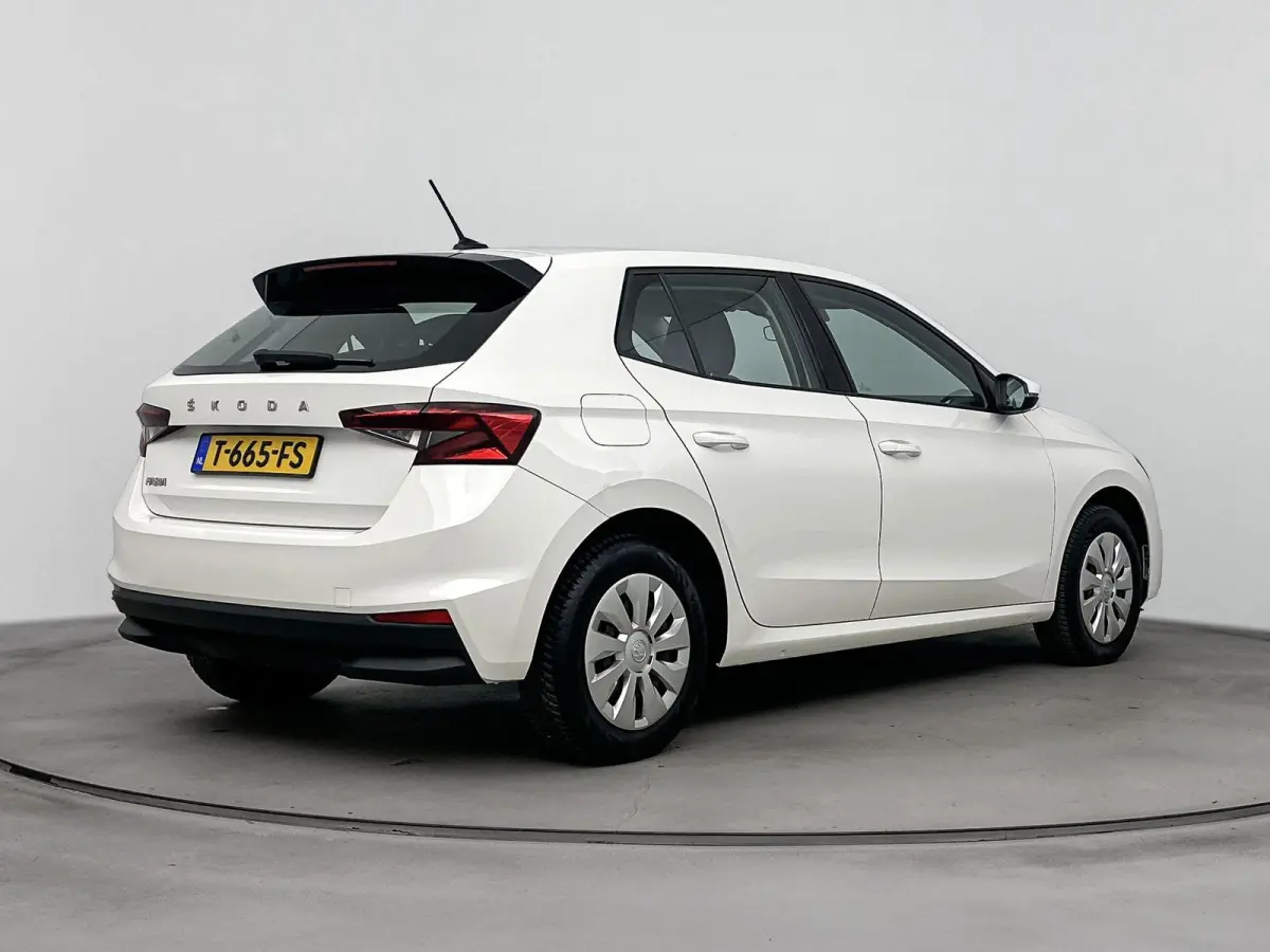 1.0 TSI Active | Cruise Control | Apple Carplay/Android Auto| | Airco |