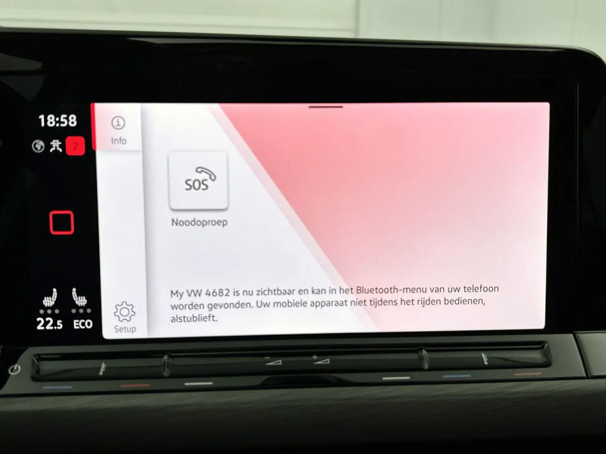 1.4 eHybrid Style | SOH 94.7% | PANORAMADAK | ACHTERUITRIJCAMERA | STANDKACHEL | MEMORY STOELEN | STOELVERWARMING | STUURVERWARMING | DODEHOEK |