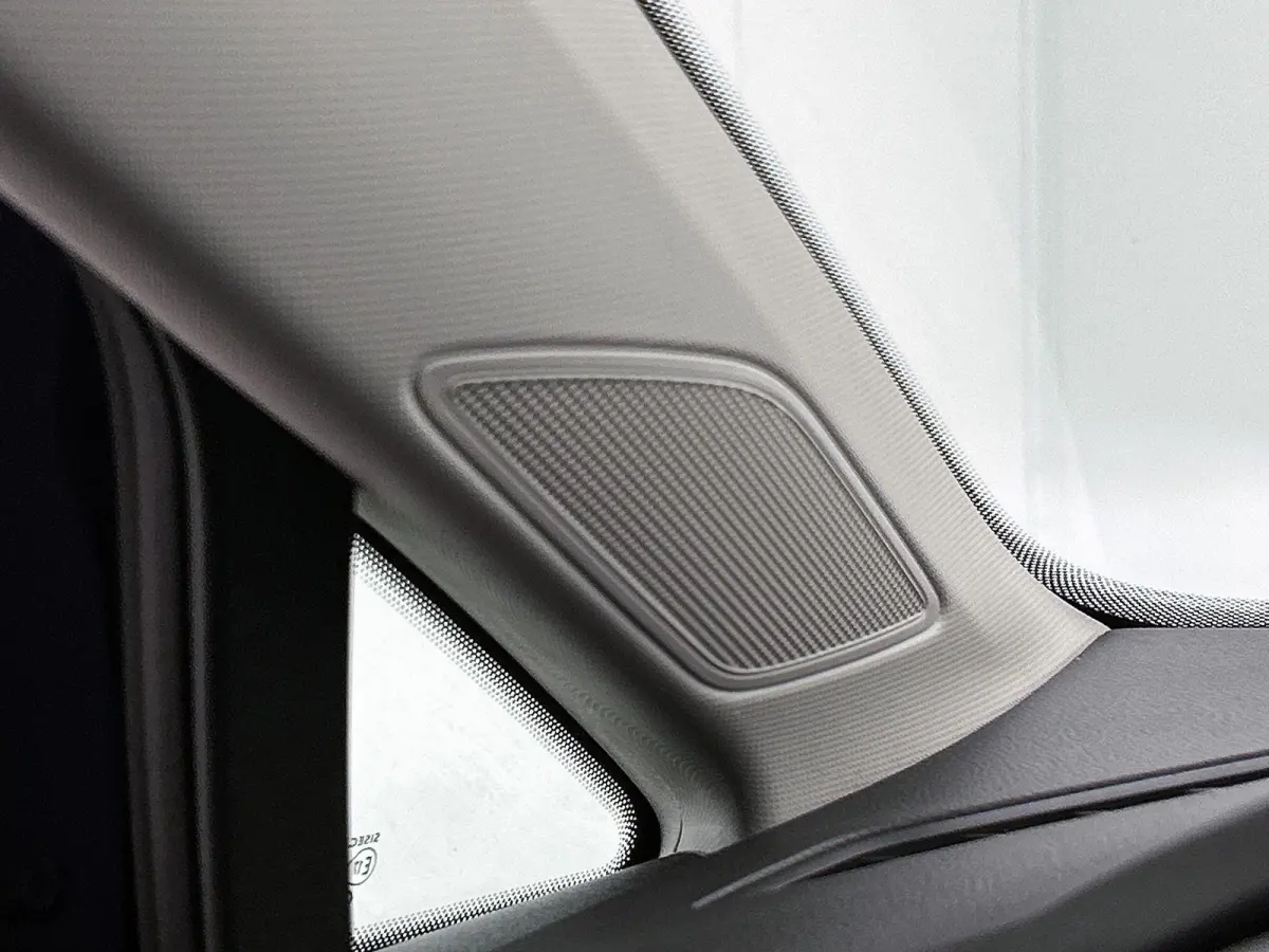 1.4 eHybrid Style | SOH 94.7% | PANORAMADAK | ACHTERUITRIJCAMERA | STANDKACHEL | MEMORY STOELEN | STOELVERWARMING | STUURVERWARMING | DODEHOEK |