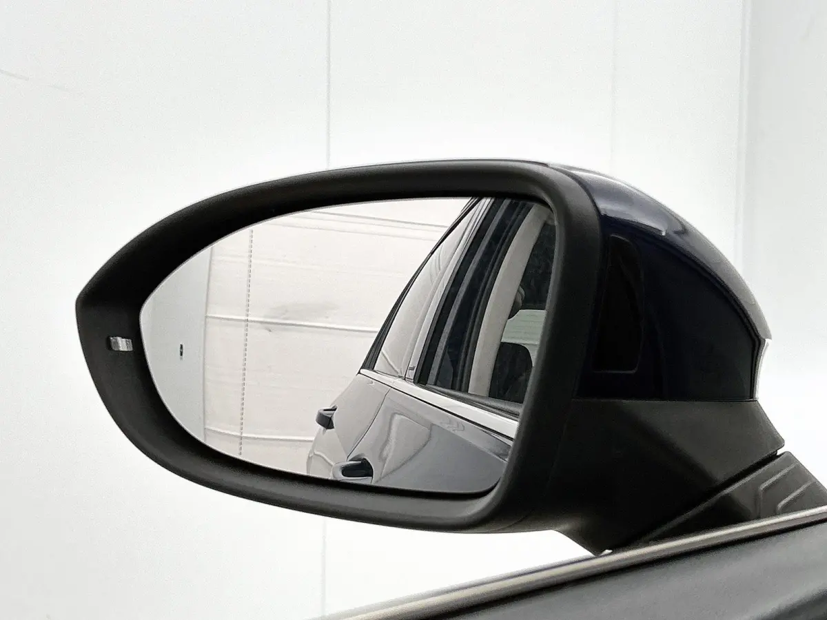 1.4 eHybrid Style | SOH 94.7% | PANORAMADAK | ACHTERUITRIJCAMERA | STANDKACHEL | MEMORY STOELEN | STOELVERWARMING | STUURVERWARMING | DODEHOEK |