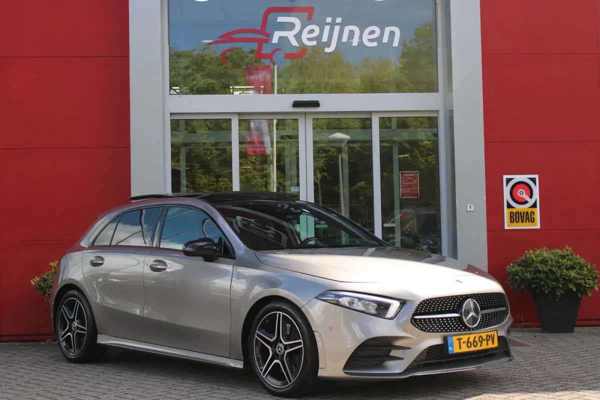 220 190PK AUTOMAAT BUSINESS SOLUTION AMG | PANORAMA SCHUIF/KANTEL DAK | SFEER VERLICHTING VOOR + ACHTER | STOEL VERWARMING OP BEIDE VOORSTOELEN | MULTIBEAM LED KOPLAMPEN | ACHTERUITRIJ CAMER