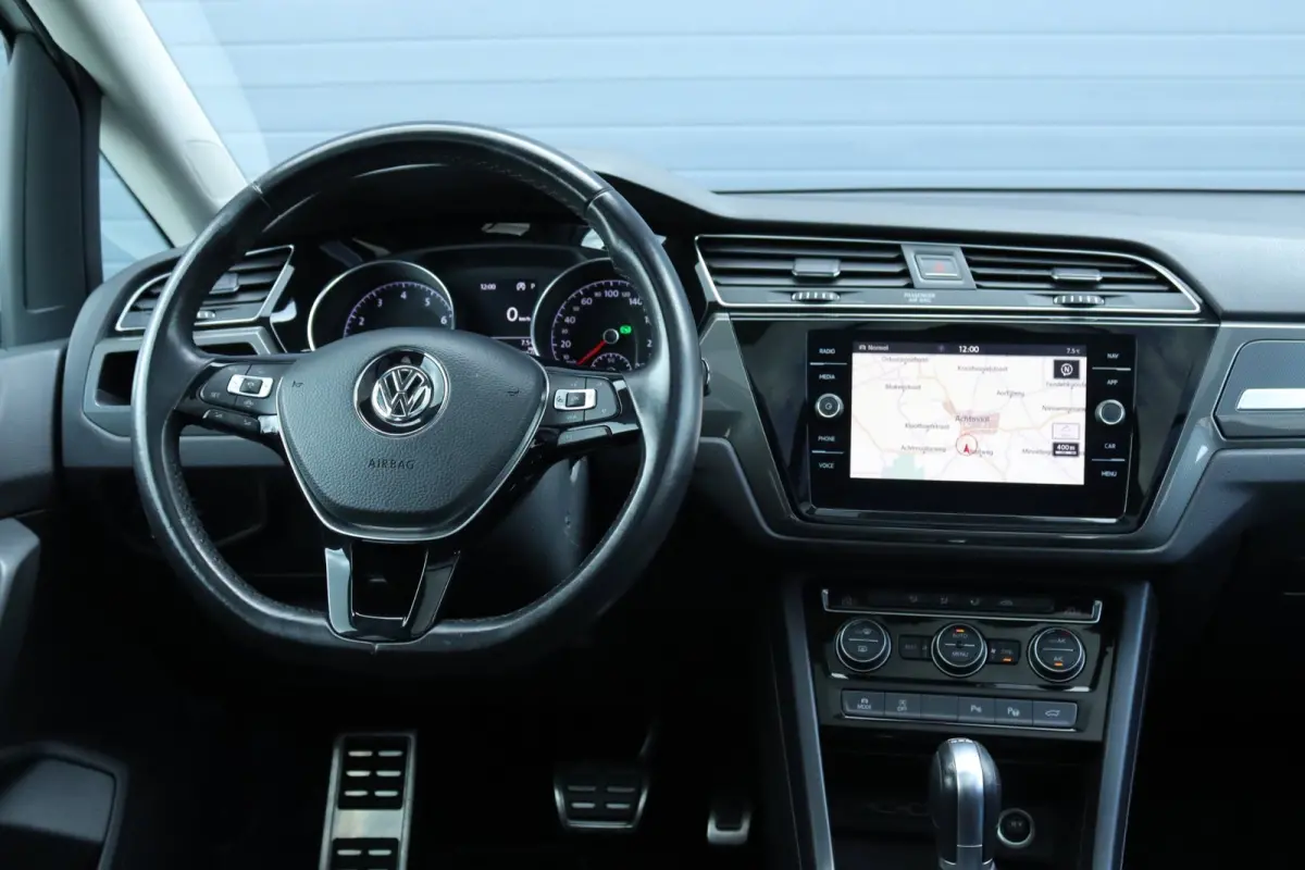 1.5 TSI 7 persoons / DSG automaat / Pano / Carplay