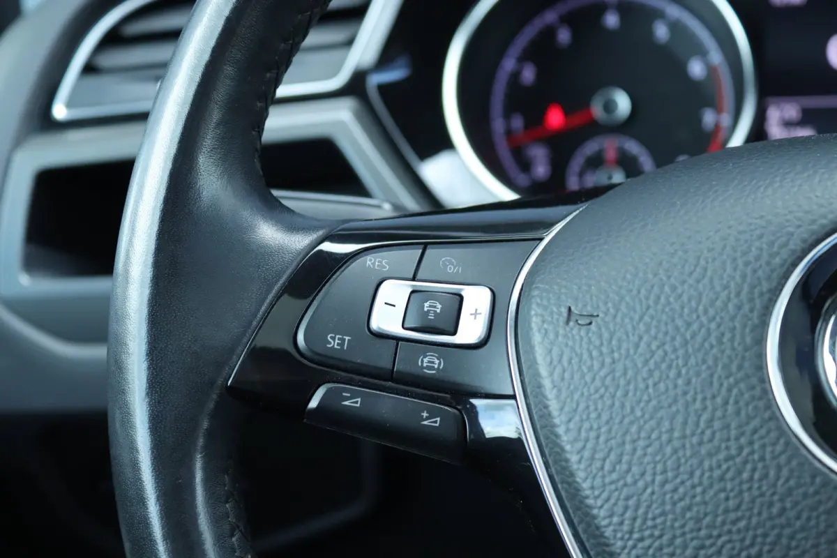 1.5 TSI 7 persoons / DSG automaat / Pano / Carplay