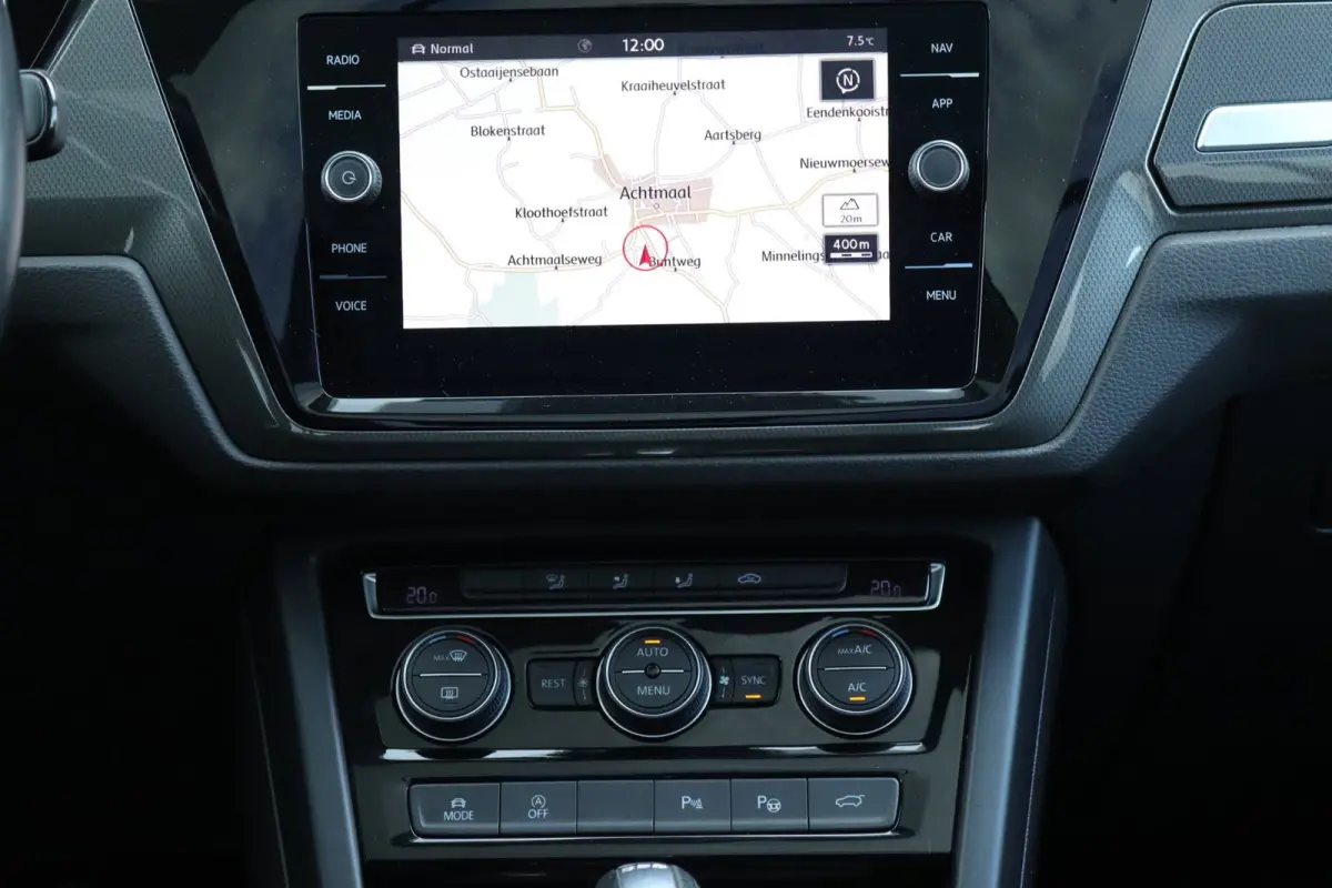 1.5 TSI 7 persoons / DSG automaat / Pano / Carplay