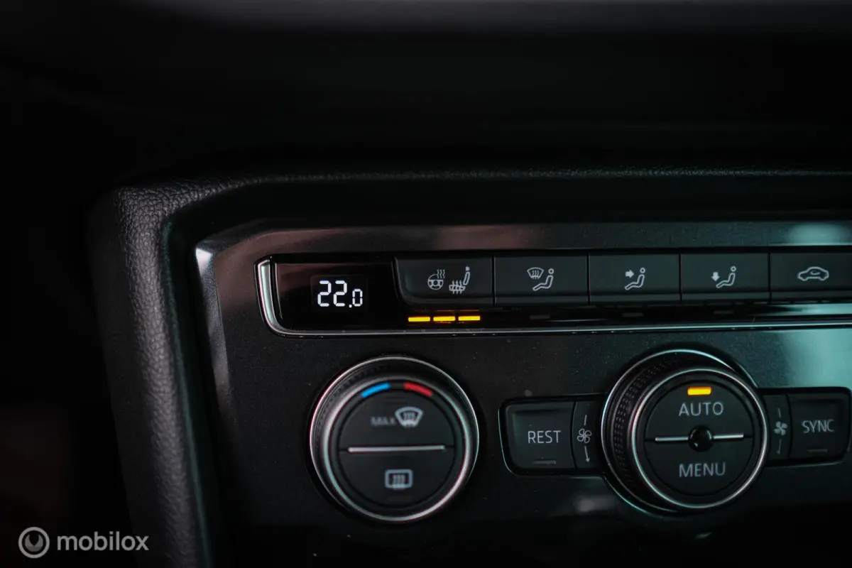 1.4 TSI 4Motion | Trekhaak | Camera | Stoel + Stuurwiel verwarming | Adaptive cruise | Automaat | All seasons | CarPlay |