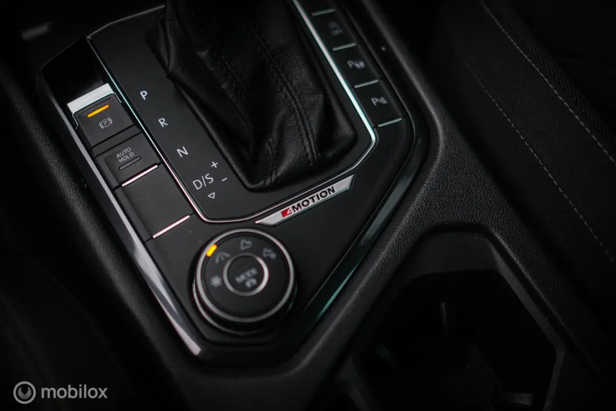 1.4 TSI 4Motion | Trekhaak | Camera | Stoel + Stuurwiel verwarming | Adaptive cruise | Automaat | All seasons | CarPlay |
