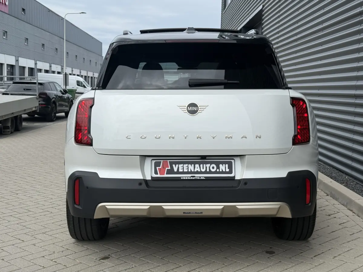 C Favoured XL Trekhaak/Pano/Leder/360Camera