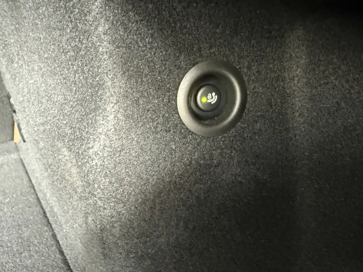 C Favoured XL Trekhaak/Pano/Leder/360Camera