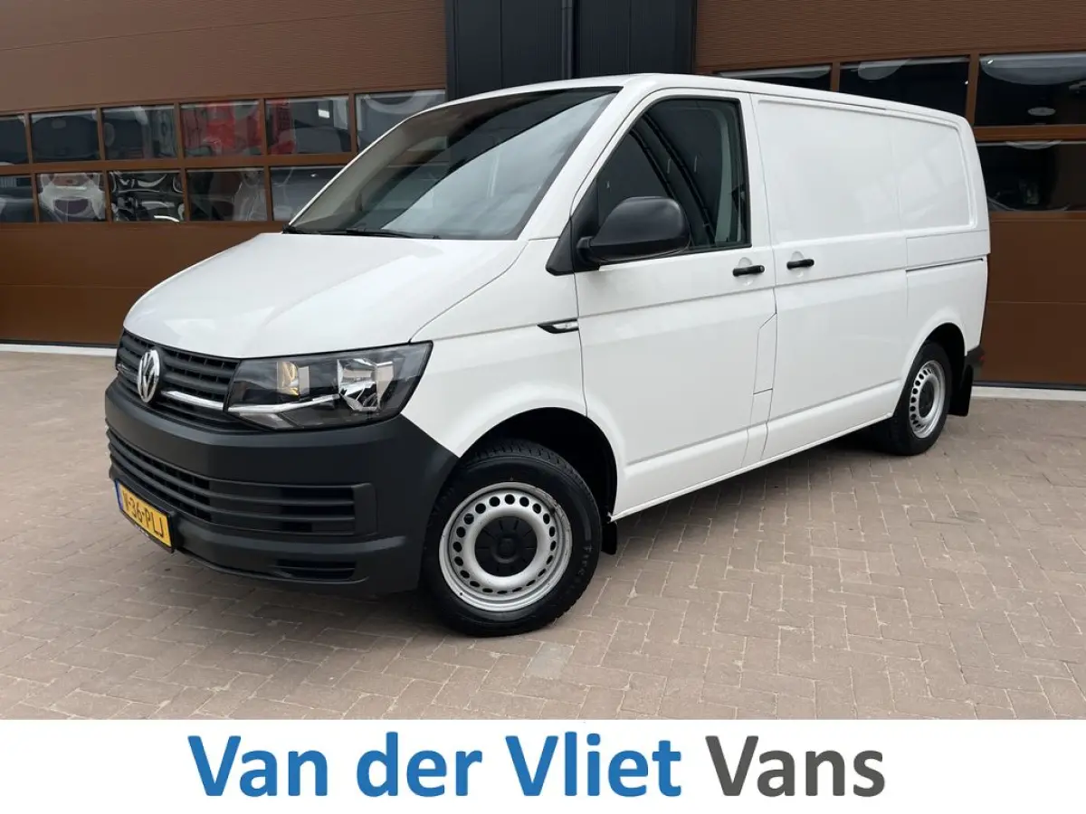2.0 TDI 102pk E6 Comfortline 3p Service bus Lease €276 p/m, Airco, Carplay, PDC, Sortimo inrichting, 2x Schuifdeur. Volledig onderhoudshistorie aanwezig