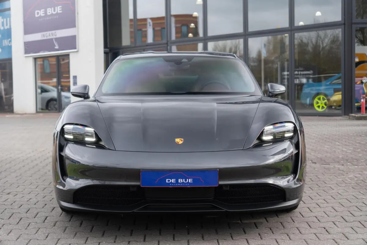 |Org NL NAP|1ste Eig|Clanck Audio|SportStoelen|Leder Bi-Color|CarPlay|Dealer Onderhouden