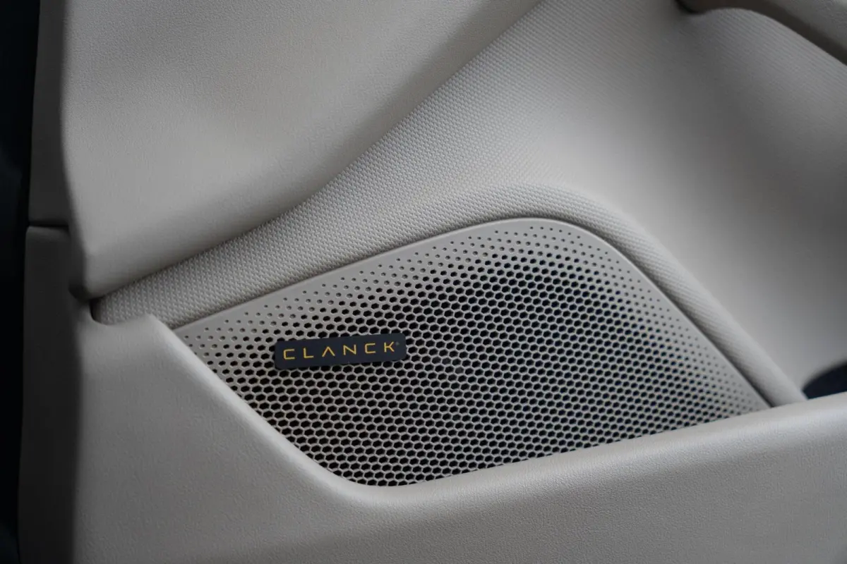 |Org NL NAP|1ste Eig|Clanck Audio|SportStoelen|Leder Bi-Color|CarPlay|Dealer Onderhouden