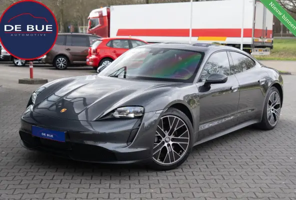 |Org NL NAP|1ste Eig|Clanck Audio|SportStoelen|Leder Bi-Color|CarPlay|Dealer Onderhouden