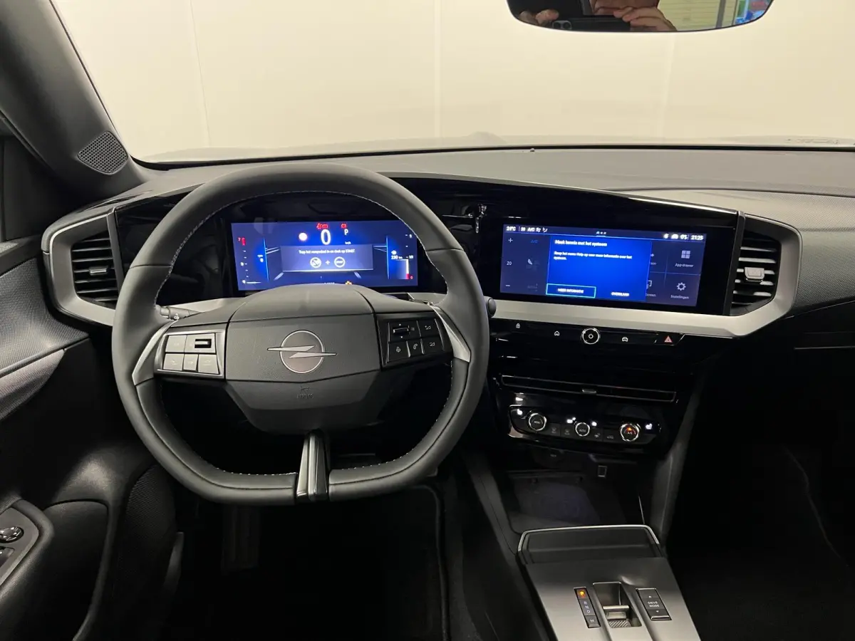 1.2 T / 130PK / AUTOMAAT / EDITION / NW.MODEL /