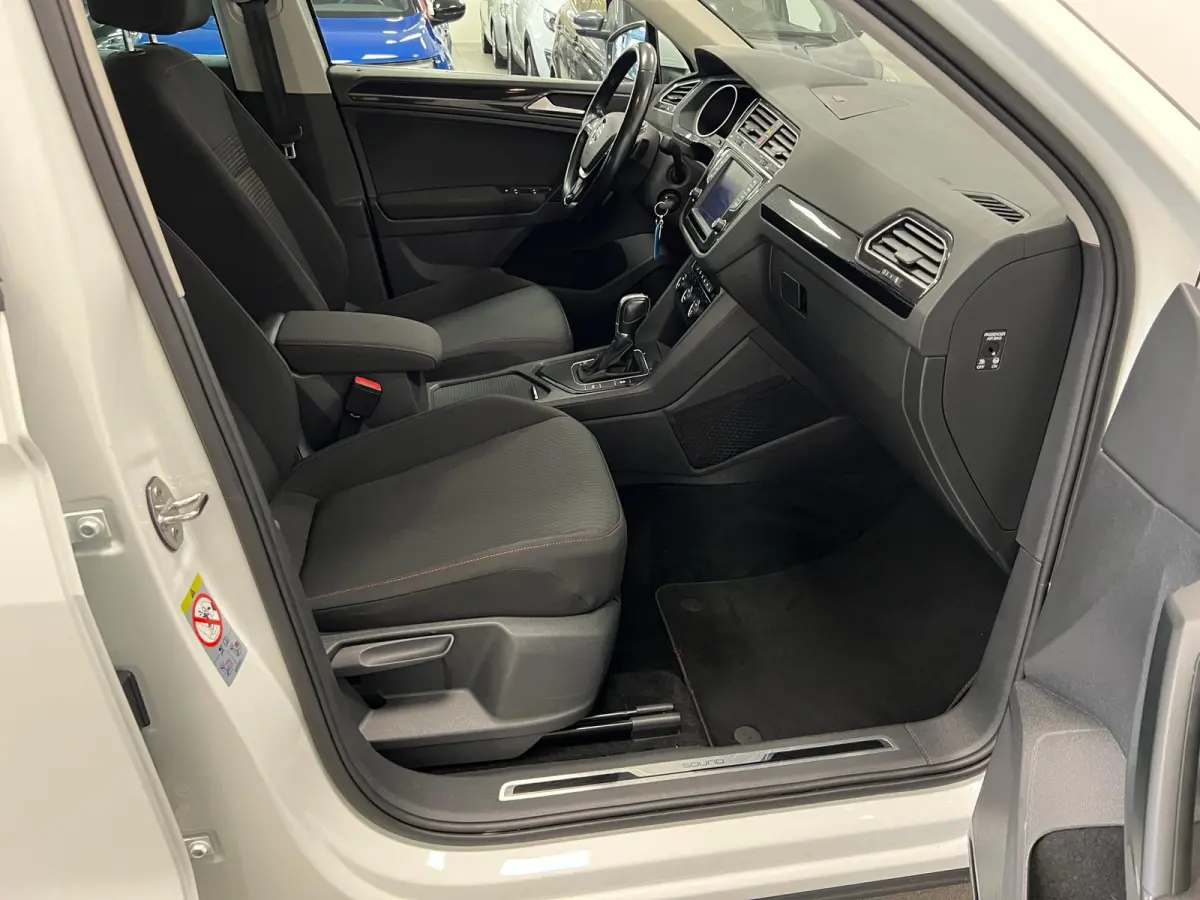 1.4 TSI ACT / AUTOMAAT / 150PK / SOUND Comf Busi / NAVI / PDC V en A / 18OOKG Trekg. /