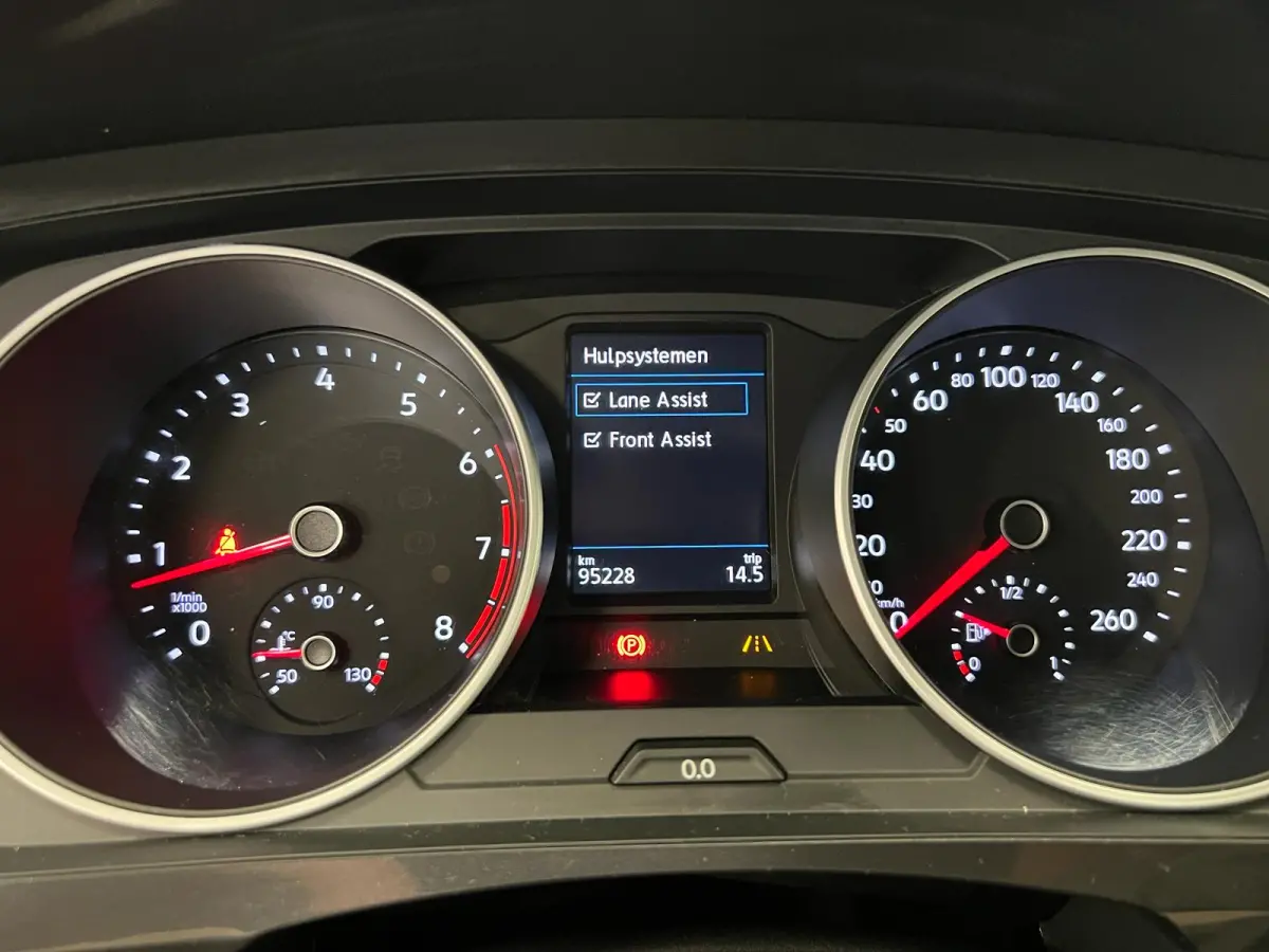 1.4 TSI ACT / AUTOMAAT / 150PK / SOUND Comf Busi / NAVI / PDC V en A / 18OOKG Trekg. /