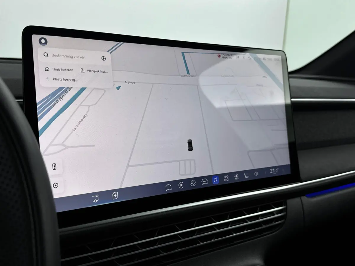 AWD Performance Apple Carplay | Trekhaak |