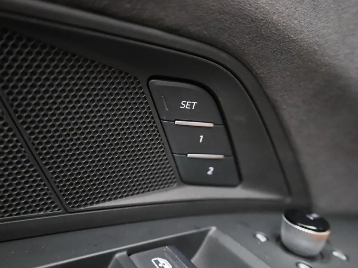 93 kWh 476 PK | Audi Exclusive | Navigatie | 360 Camera | Bang & Olufsen Premium | Dodehoek detectie | Adaptive cruise control | Stoelverwarming | Stoelventilatie | 21' Lichtmetalen velgen |