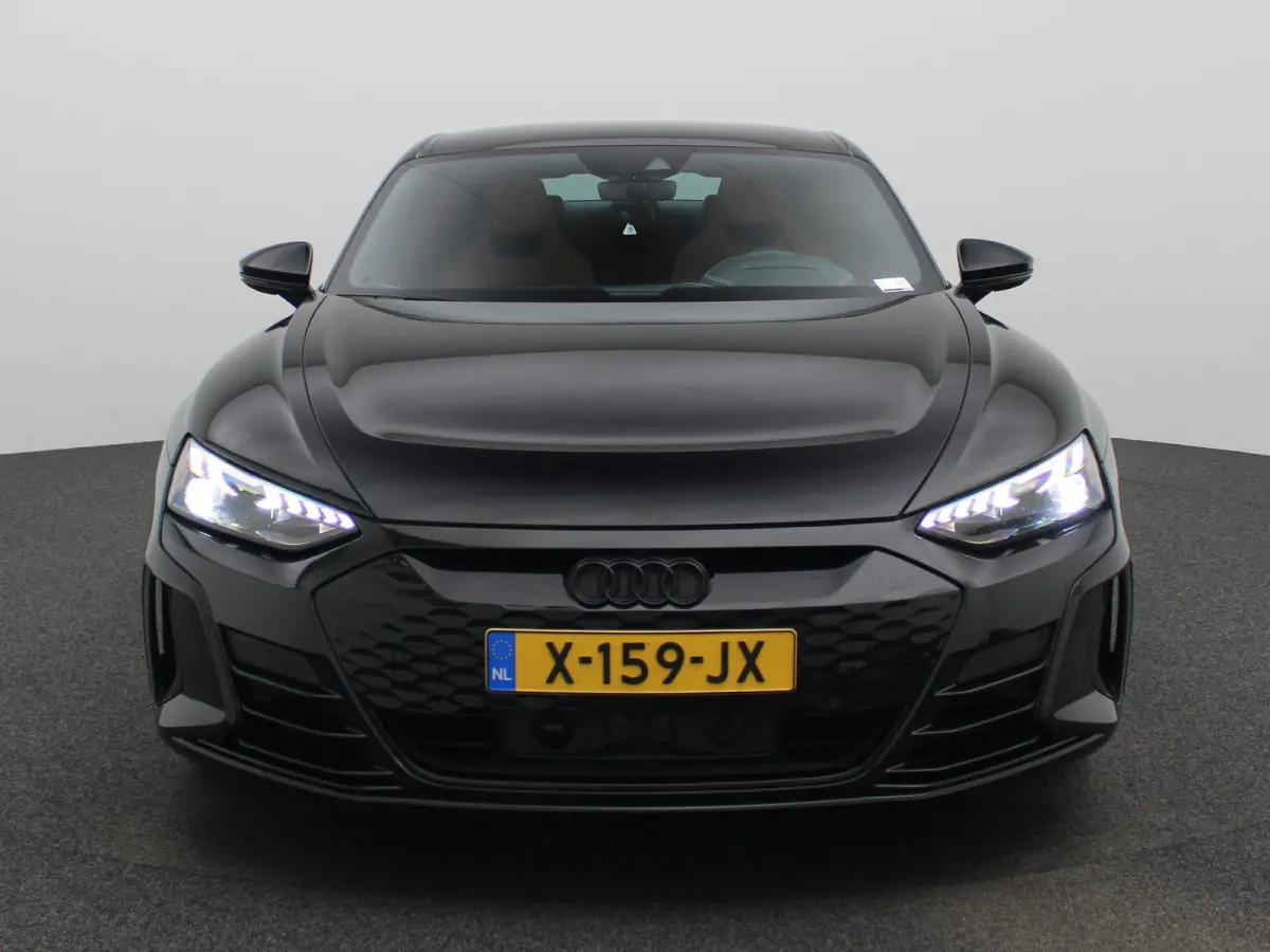 93 kWh 476 PK | Audi Exclusive | Navigatie | 360 Camera | Bang & Olufsen Premium | Dodehoek detectie | Adaptive cruise control | Stoelverwarming | Stoelventilatie | 21' Lichtmetalen velgen |