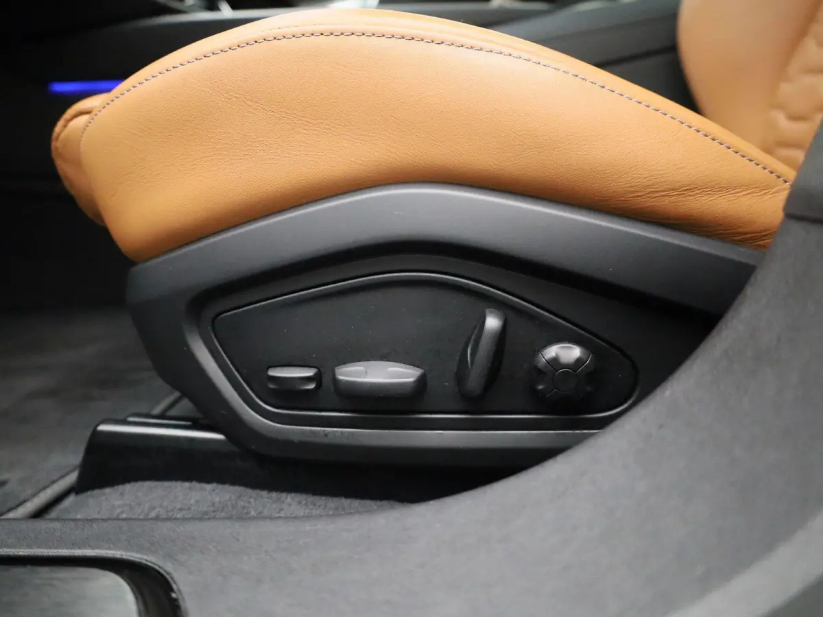 93 kWh 476 PK | Audi Exclusive | Navigatie | 360 Camera | Bang & Olufsen Premium | Dodehoek detectie | Adaptive cruise control | Stoelverwarming | Stoelventilatie | 21' Lichtmetalen velgen |