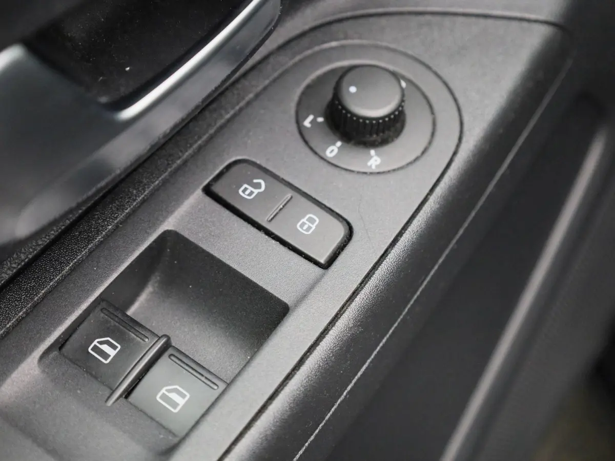 Up! 1.0 BMT move up! | AIRCO | BLUETOOTH | DAB RADIO | ELEKTRISCHE SPIEGELS |