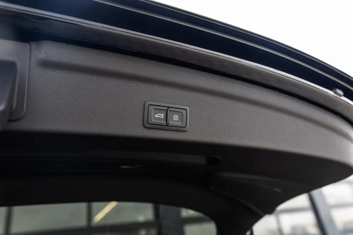 45 TFSIe 245pk PHEV S Edition | SoH 97% | Panoramadak | Trekhaak | Zwart Optiek | Smarthone Interface