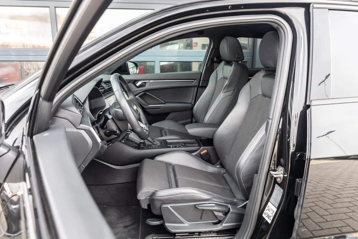 45 TFSIe 245pk PHEV S Edition | SoH 97% | Panoramadak | Trekhaak | Zwart Optiek | Smarthone Interface