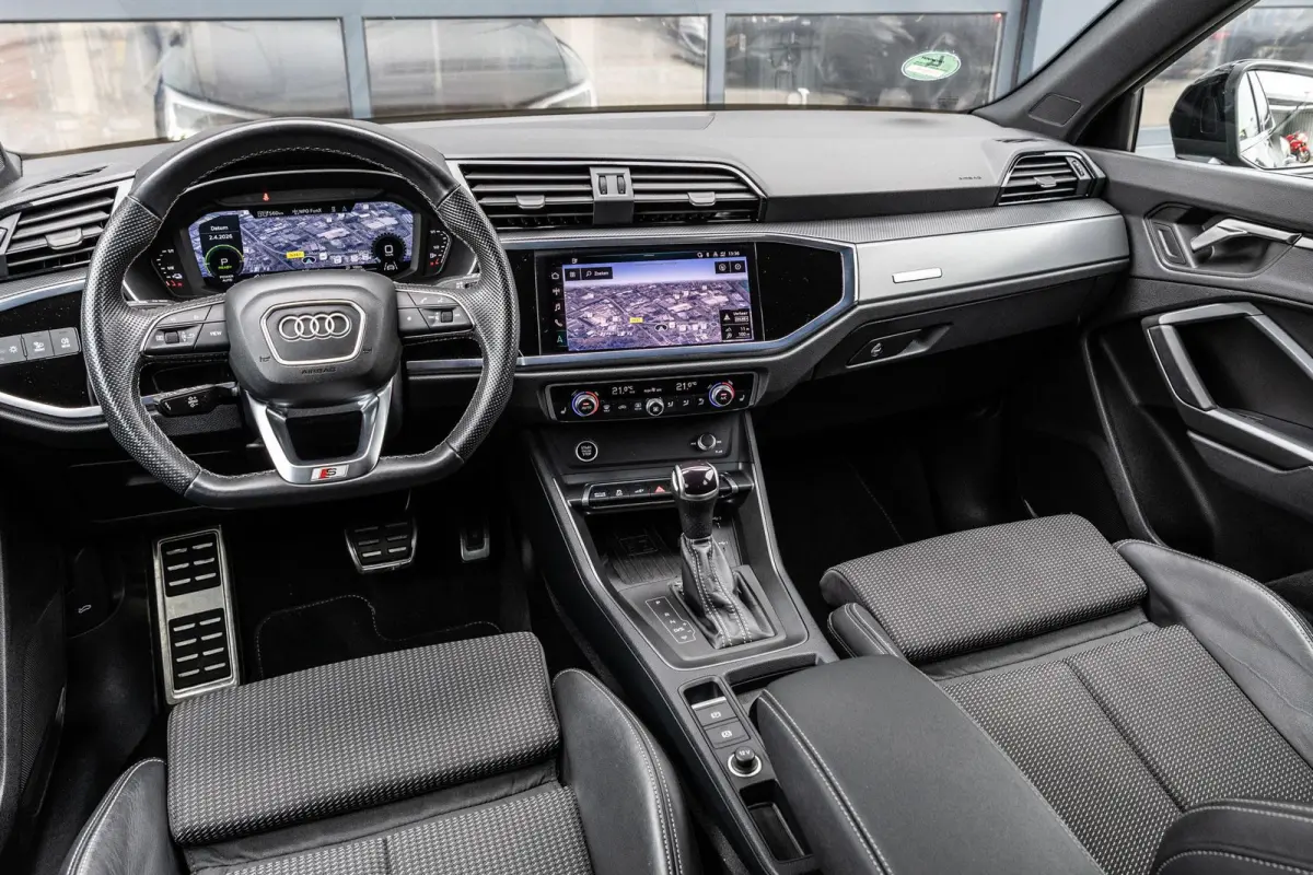 45 TFSIe 245pk PHEV S Edition | SoH 97% | Panoramadak | Trekhaak | Zwart Optiek | Smarthone Interface