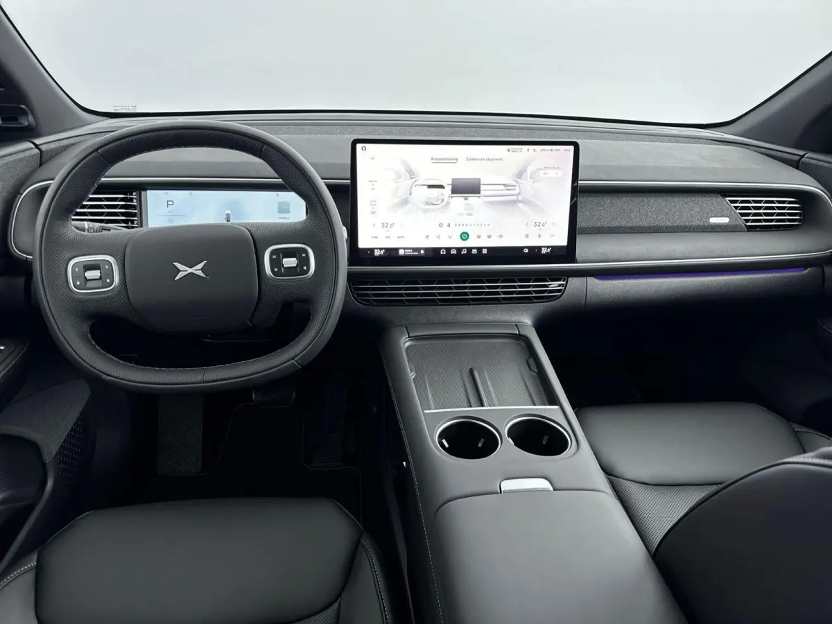 RWD Standard Range 66 kWh Apple CarPlay | Trekhaak | Panoramadak | X-Pilot