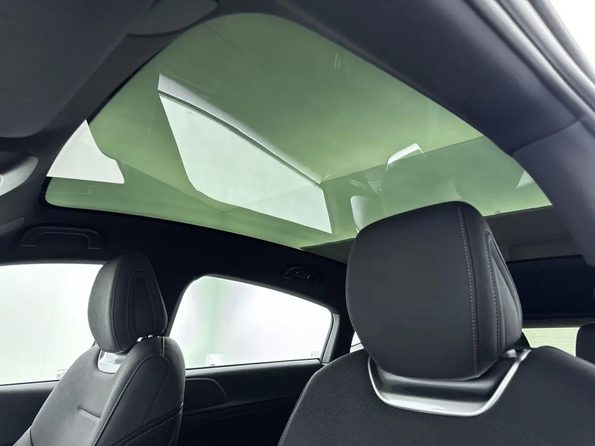 RWD Standard Range 66 kWh Apple CarPlay | Trekhaak | Panoramadak | X-Pilot