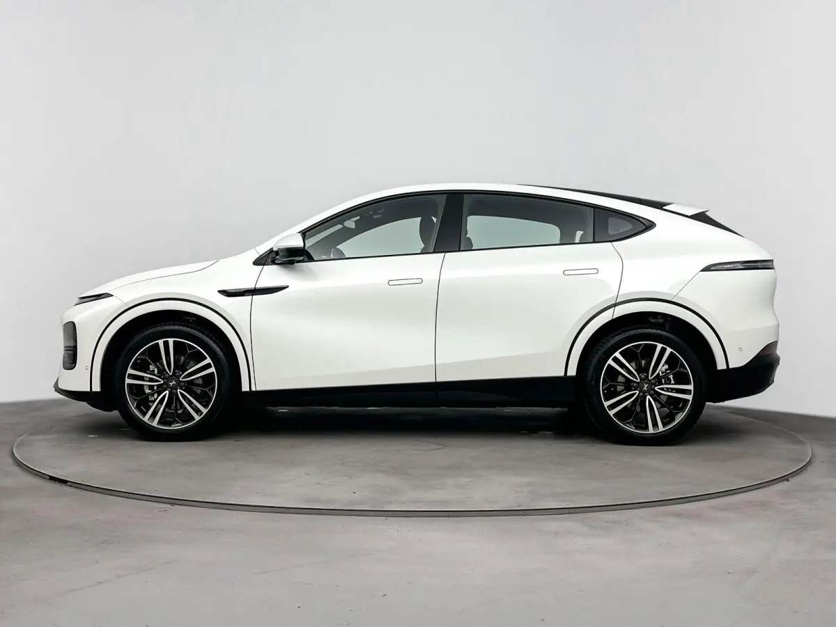 RWD Standard Range 66 kWh Apple CarPlay | Trekhaak | Panoramadak | X-Pilot
