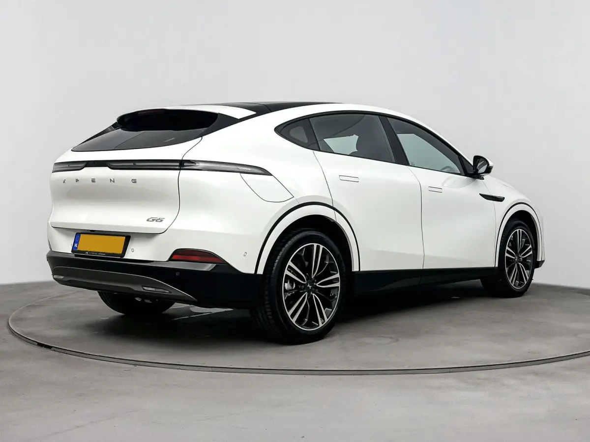 RWD Standard Range 66 kWh Apple CarPlay | Trekhaak | Panoramadak | X-Pilot