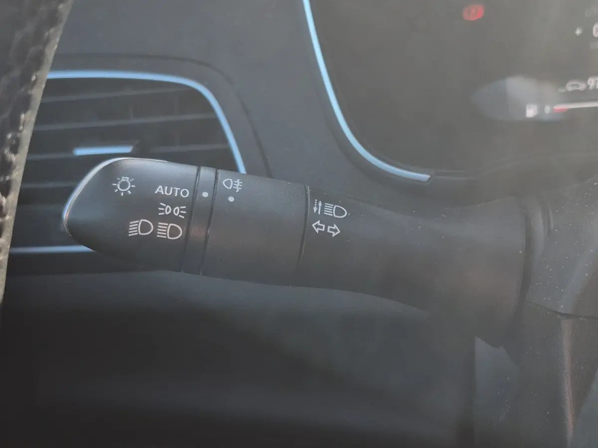 Estate 1.6 Plug-In Hybrid 160 Intens Trekhaak | Stoelverwarming | Keyless | Full LED | Parkeersensoren |