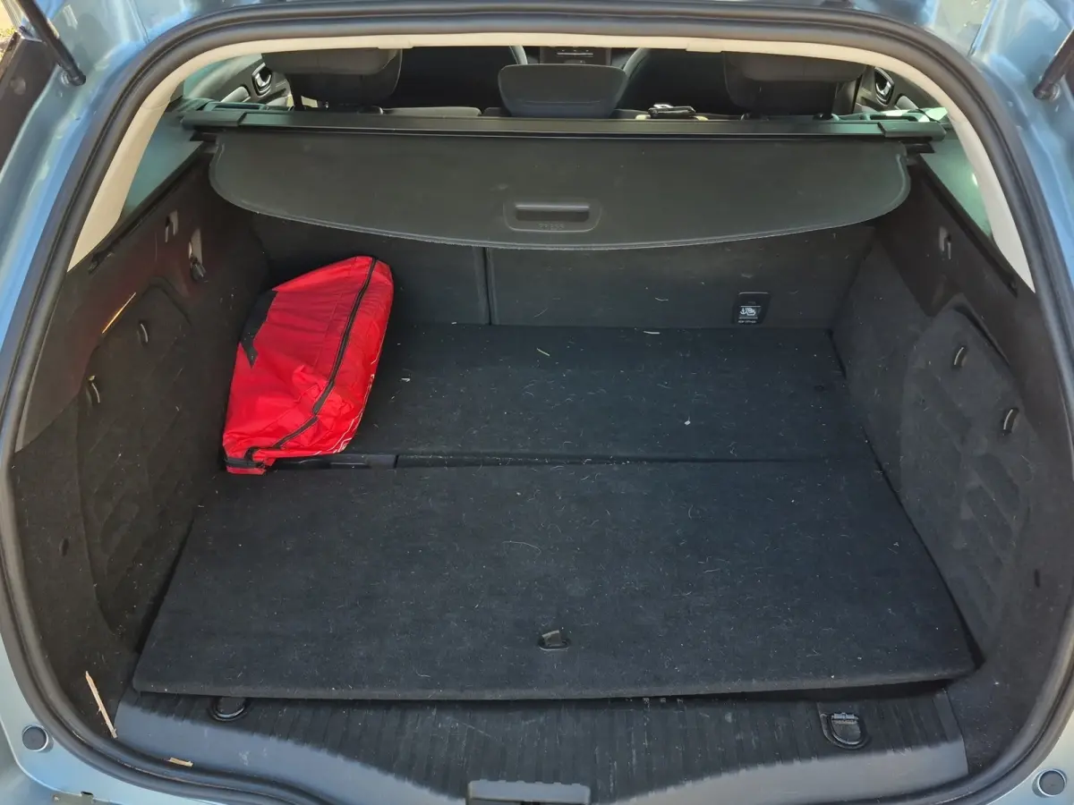 Estate 1.6 Plug-In Hybrid 160 Intens Trekhaak | Stoelverwarming | Keyless | Full LED | Parkeersensoren |